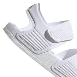 ADIDAS PERFORMANCE Adidas Badeschuhe Adilette Sandale (Klettverschluss) Weiss Kinder - 1 Paar -Yonex Verkaufsgeschäft adidas GW0342 Sandale Kinder208 1200x1200 1