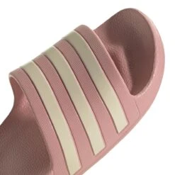 ADIDAS PERFORMANCE Adidas Badeschuhe Adilette Aqua 3-Streifen (Cloudfoam Fußbett, Vorgeformter EVA-Riemen) Mauve Pink - 1 Paar -Yonex Verkaufsgeschäft adidas GZ5877 adilette Aqua Badeschuh201 1200x1200 1